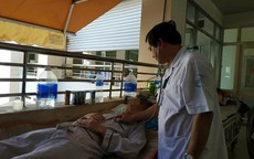 Mưa mới chớm, sốt xuất huyết đã bùng phát