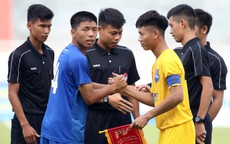 Trọng tài Đức Thiện lại làm nóng trận U17 Thanh Hóa - PVF