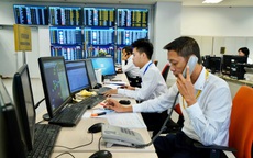 Cận cảnh cán bộ hàng không trực tập trung tại Nội Bài từ ngày 1-1-2020