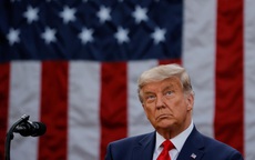 Liên tục kiện tụng, tung "bằng chứng", Tổng thống Trump vẫn hẹp cửa?