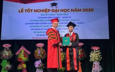 Trao bằng tốt nghiệp cho 915 tân bác sĩ