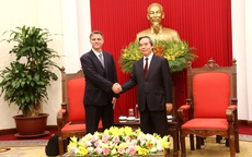 Việt Nam coi trọng quan hệ với Mỹ