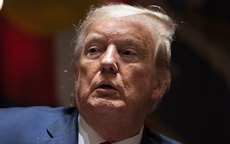 Tổng thống Trump phản pháo người tiền nhiệm Obama