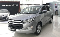 Xe Toyota tại Việt Nam hết thời giá cao: Về đúng phân khúc, bỏ 'lạc kèm bia'