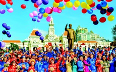 "Xuân này  hơn hẳn mấy Xuân qua"