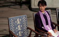 Bà Aung San Suu Kyi ra toà, lãnh thêm tội mới
