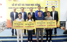 Trường Cao đẳng Quốc tế Kent trao học bổng trị giá hơn 800 triệu đồng cho các VĐV quần vợt