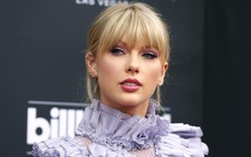 Taylor Swift chỉ trích Netflix đùa “hèn hạ” chuyện tình ái của cô