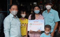 Những đứa trẻ mang nặng nỗi buồn ở quận 10, TP HCM
