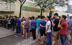 "Sốt" vé tại Thanh Hóa trước trận làm khách của thầy trò HLV Kiatisuk