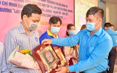 Tuyên dương tập thể,  cá nhân điển hình  học tập và làm theo tư tưởng, đạo đức, phong cách Hồ Chí Minh