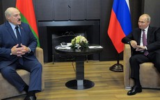Tổng thống Belarus cho Nga xem “tài liệu quan trọng”