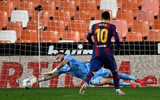 Ngược dòng hạ Valencia, Barcelona quyết không buông cuộc đua vô địch La Liga