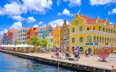 Curacao mở cửa hoàn toàn, miễn phí khách sạn đón du khách