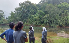 Nam thanh niên chết đuối dưới đập nước, để lại đôi dép trên bờ