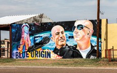 Tỉ phú Jeff Bezos hào hứng lên chuyến bay vào vũ trụ