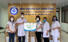 Sữa yêu thương tiếp sức y bác sĩ vào miền Nam chống dịch