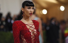 Megan Fox, Jennifer Lopez "đọ" độ gợi cảm tại Met Gala 2021