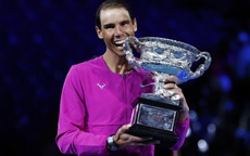 Ngược dòng thắng ngoạn mục Medvedev, Nadal phá kỷ lục Grand Slam