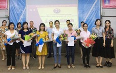 PHÁT TRIỂN ĐẢNG TRONG DOANH NGHIỆP NGOÀI NHÀ NƯỚC (*): Công nhân khát khao vào Đảng