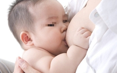 Đang cho con bú, mắc Covid-19 uống được thuốc gì?
