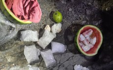 Chuyện động trời bên trong "quả dưa hấu" của đôi vợ chồng trẻ