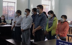 Cát cứ quyền lực!