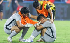 Thủ môn U23 Malaysia khóc nức nở sau khi thua U23 Việt Nam