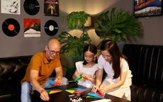 Loạt sao Việt chung tay tạo nên “chong chóng sắc màu" giúp lan tỏa yêu thương đến trẻ em tự kỷ