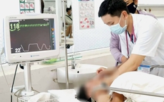 Nhiều người nhập viện sau khi ăn nhộng ve sầu