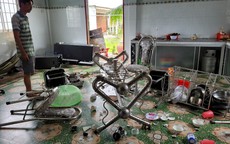 Bắt tạm giam 2 bị can trong nhóm đập phá tài sản nhà dân để đòi nợ