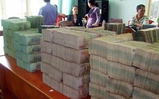 Ngân hàng cung cấp thông tin cho công an vụ vận chuyển trái phép 30.000 tỉ đồng ra nước ngoài
