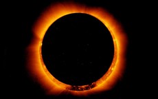 Hôm nay, "vòng lửa" hiện giữa trời: NASA bắn ngay 3 quả rốc-két