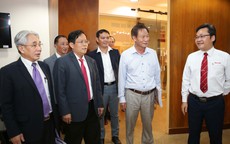 Đồng hành, hợp tác cùng phát triển