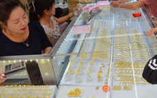 Giá vàng SJC và trang sức cùng tăng mạnh