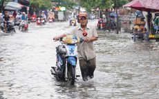 Mực nước lên nhanh, "điểm danh" hàng loạt tuyến đường ở TP HCM có nguy cơ bị ngập