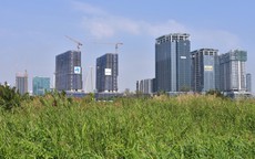 Chờ cú hích cho thị trường bất động sản