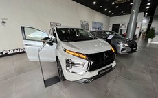 Hãng ô tô "đại chiến" giá cuối năm