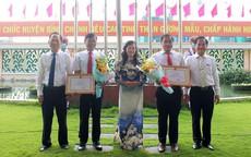 "Xây" và "chống" trong bảo vệ nền tảng tư tưởng của Đảng