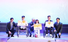 TCP Việt Nam trao tặng 03 thanh niên khuyết tật 50 triệu đồng mỗi dự án khởi nghiệp