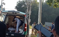 Sau cuộc gọi của con trai, cha vội đi tìm và chứng kiến hình ảnh đau lòng