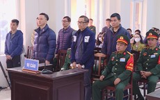 Nhóm cựu sĩ quan quân y nhận "hoa hồng" hơn 7 tỉ đồng từ Việt Á hầu tòa