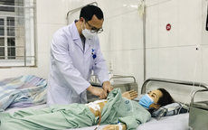 Bụng to rất nhanh trong vòng 5 tháng, đi khám mới biết có khối u 6,5 kg