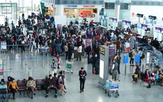 Kỳ thủ đội tuyển cờ tướng TP HCM "tố" vali bị rạch, phá khóa khi đi máy bay?