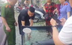 Hai thanh niên gây ra hàng loạt vụ phá kính ôtô liên tỉnh