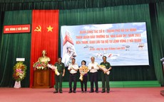 Đoàn đại biểu TP HCM thăm Vùng 2 Hải quân