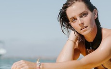 Minh tinh Emma Watson quyến rũ với áo tắm