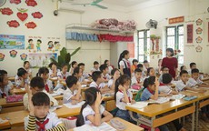 Cuộc thi viết "Người thầy kính yêu": Ngọn nến mong manh, ánh lửa rực rỡ
