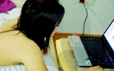 Giả gái mồi chài "chat sex" rồi quay lại hình ảnh nhạy cảm để tống tiền