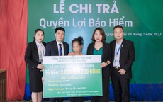 Manulife Việt Nam chi trả 3 tỉ đồng quyền lợi bảo hiểm cho một khách hàng ở Thái Nguyên